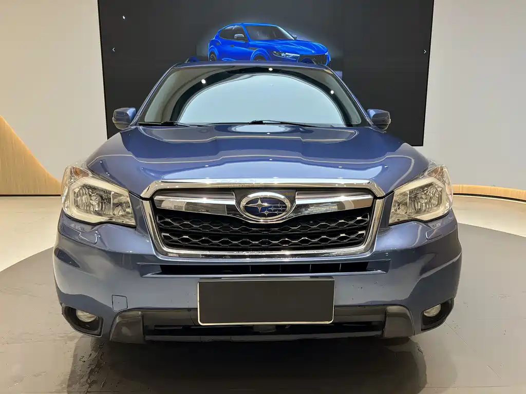 Subaru Forester 2014 — фото 2