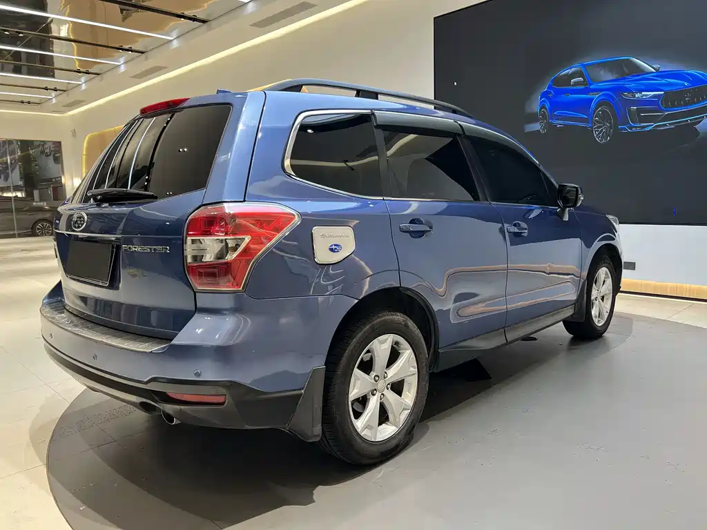 Subaru Forester 2014 — фото 5