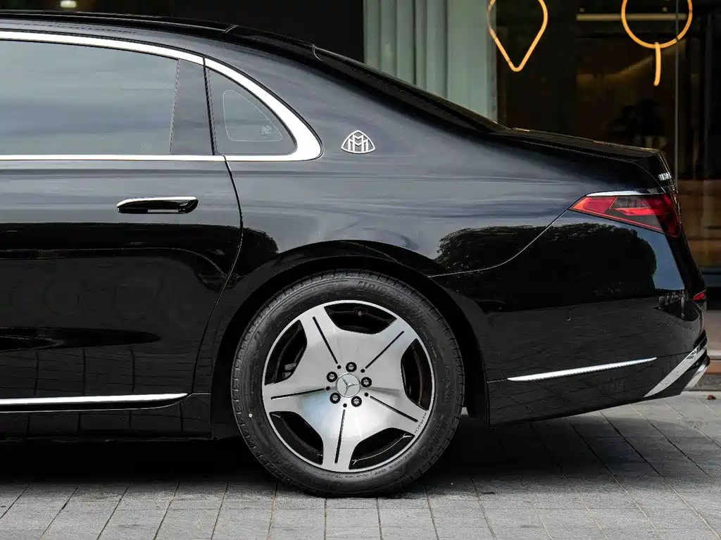 Mercedes-Benz Maybach S-Class 2023