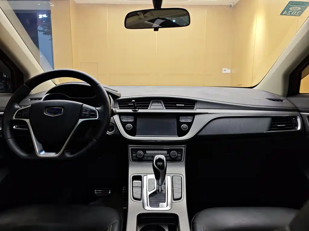 Geely Emgrand GS 2016 — фото 19