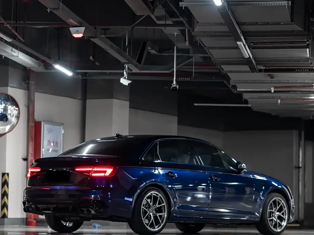 Audi S4 2018 — фото 14