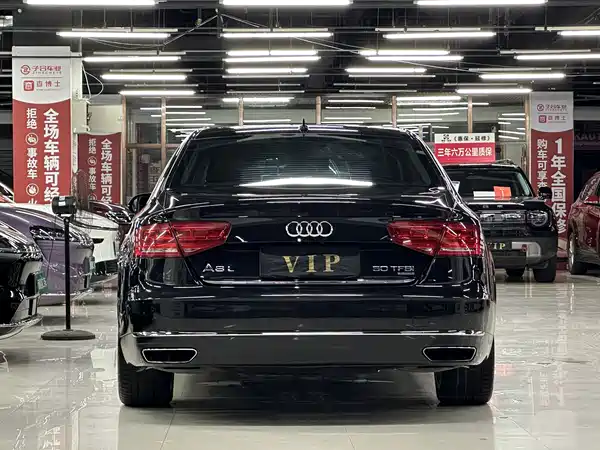 Audi A8 2014