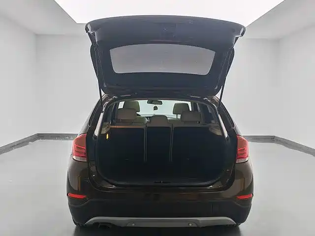 BMW X1 2014 — фото 15