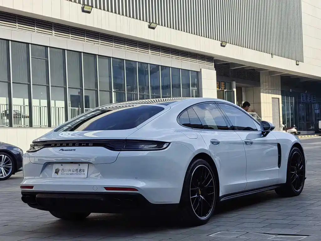 Porsche Panamera 2024 — фото 7
