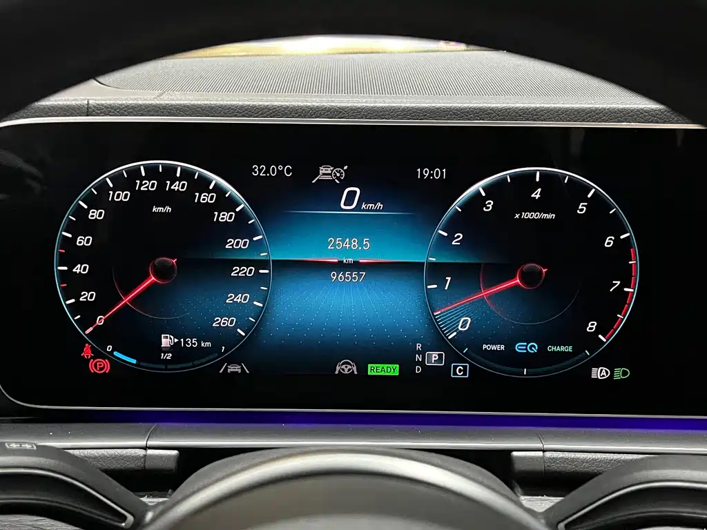 Mercedes-Benz GLE 2020 — фото 19
