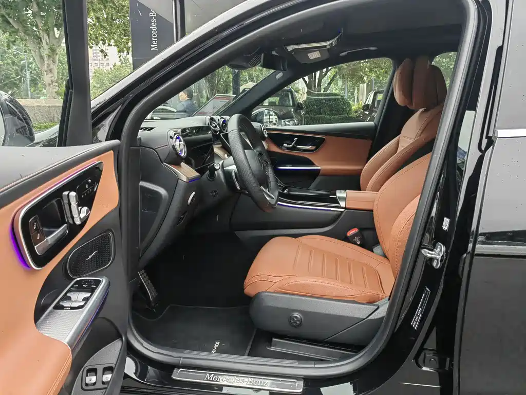 Mercedes-Benz GLC EV 2024 — фото 10