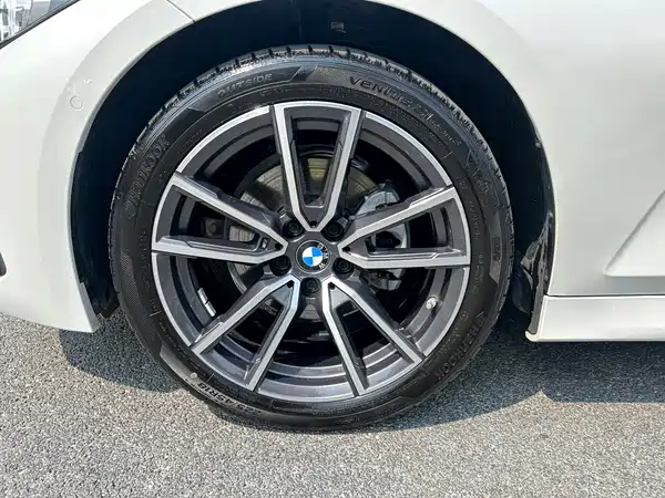 BMW 3 Series 2024