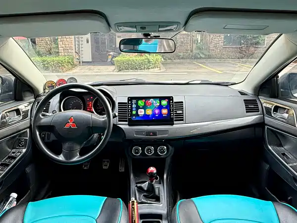 Mitsubishi Lancer EX 2012