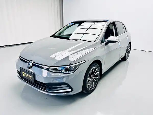 Volkswagen Golf 2023