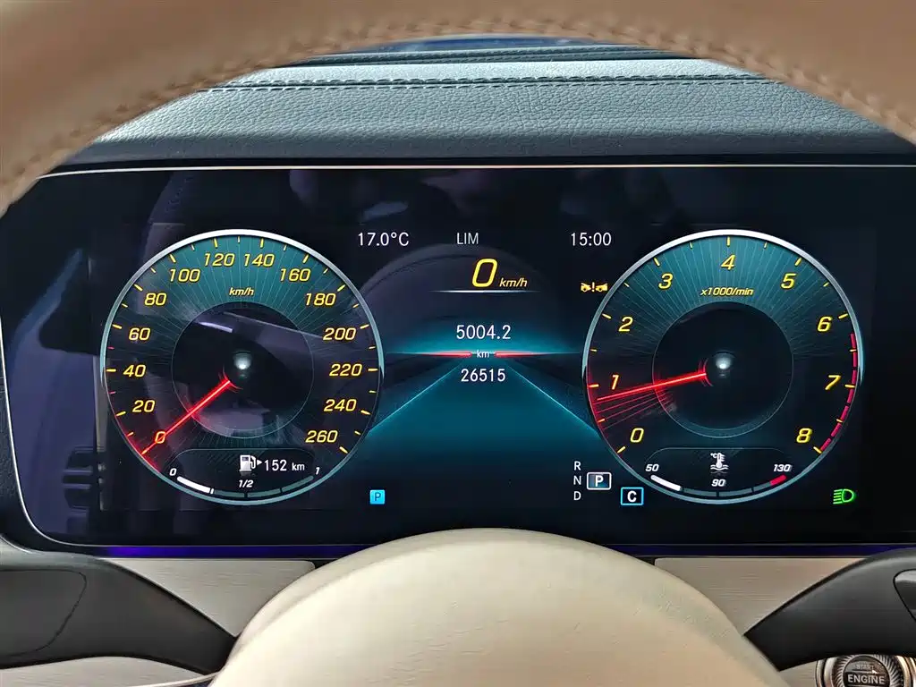 Mercedes-Benz E-Class 2023 — фото 13
