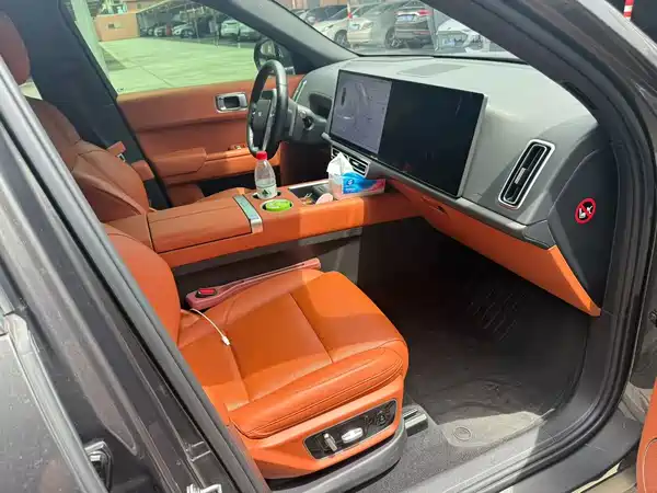 Li Auto L7 2024