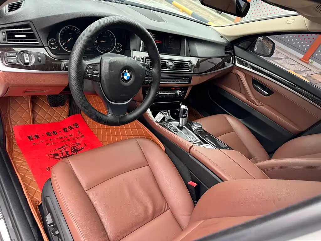 BMW 5 Series 2015 — фото 6