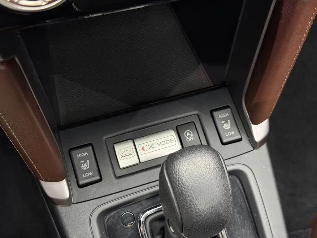 Subaru Forester 2017 — фото 14
