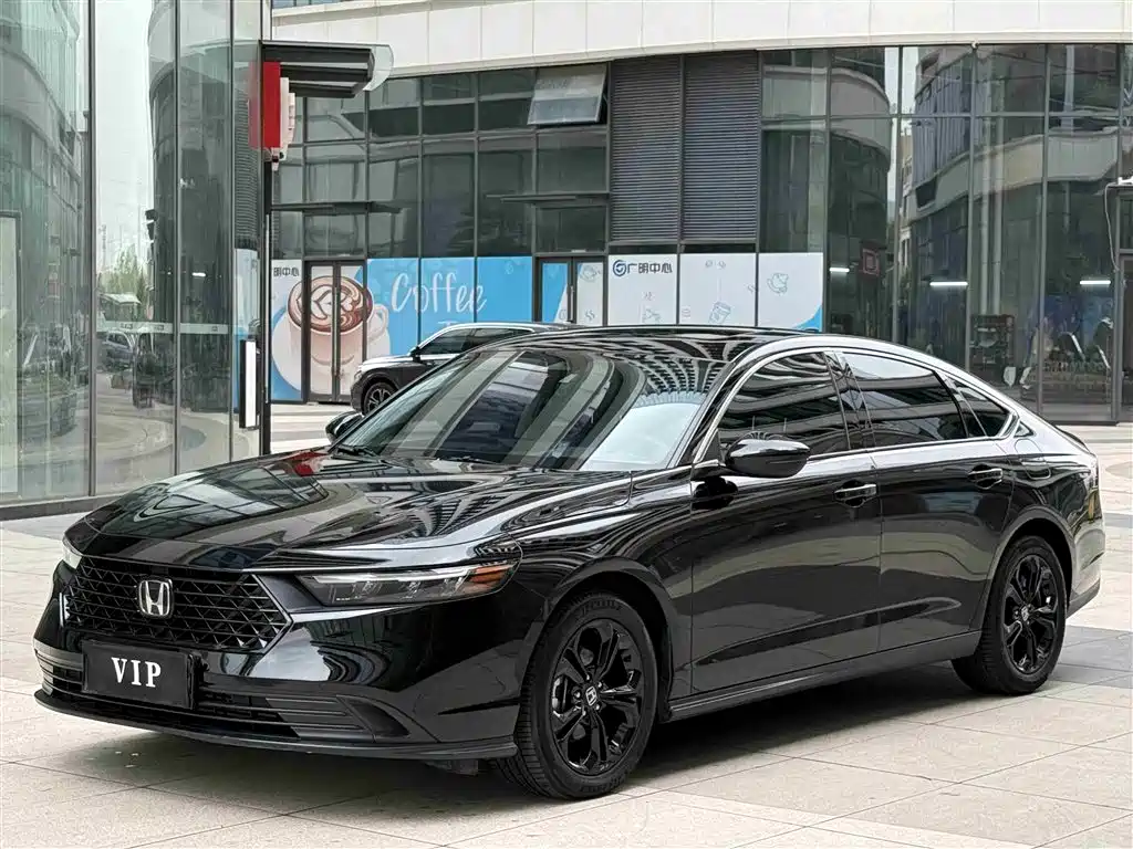 Honda Accord 2025 — фото 1