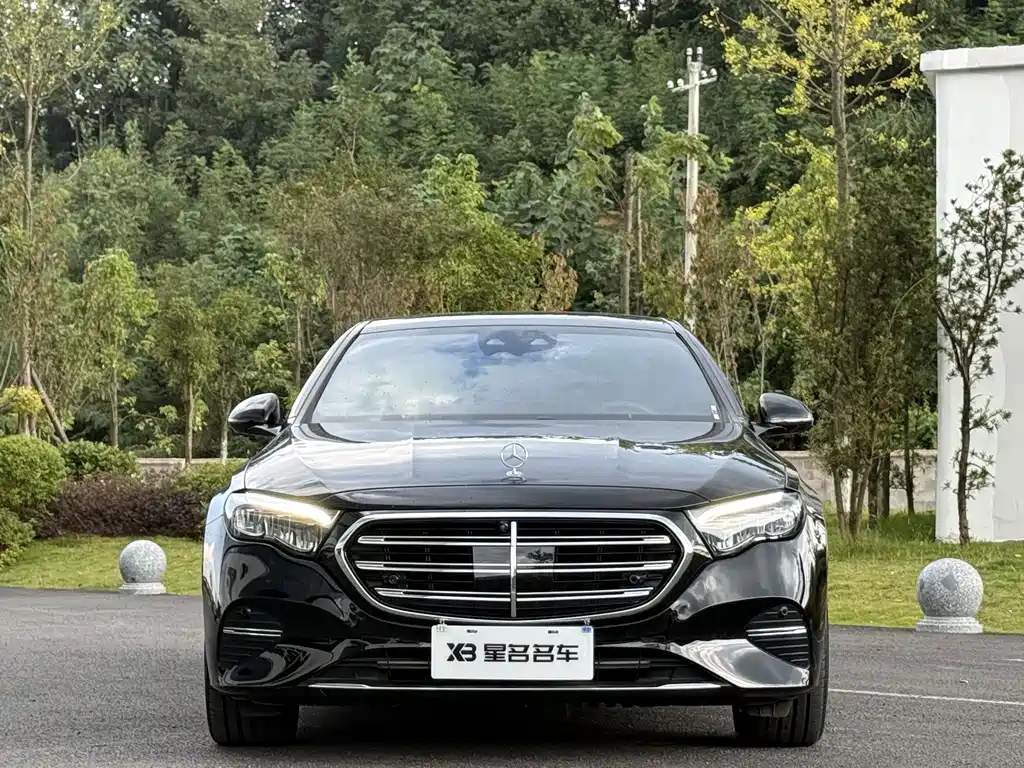 Mercedes-Benz E-Class 2024 — фото 2