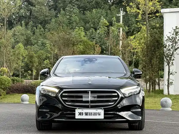 Mercedes-Benz E-Class 2024