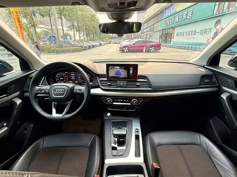Audi Q5L 2019 — фото 15