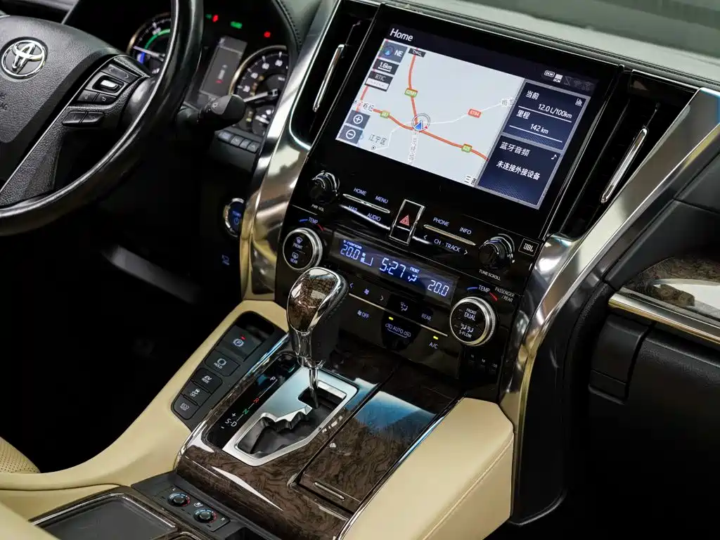 Toyota Vellfire 2021 — фото 20