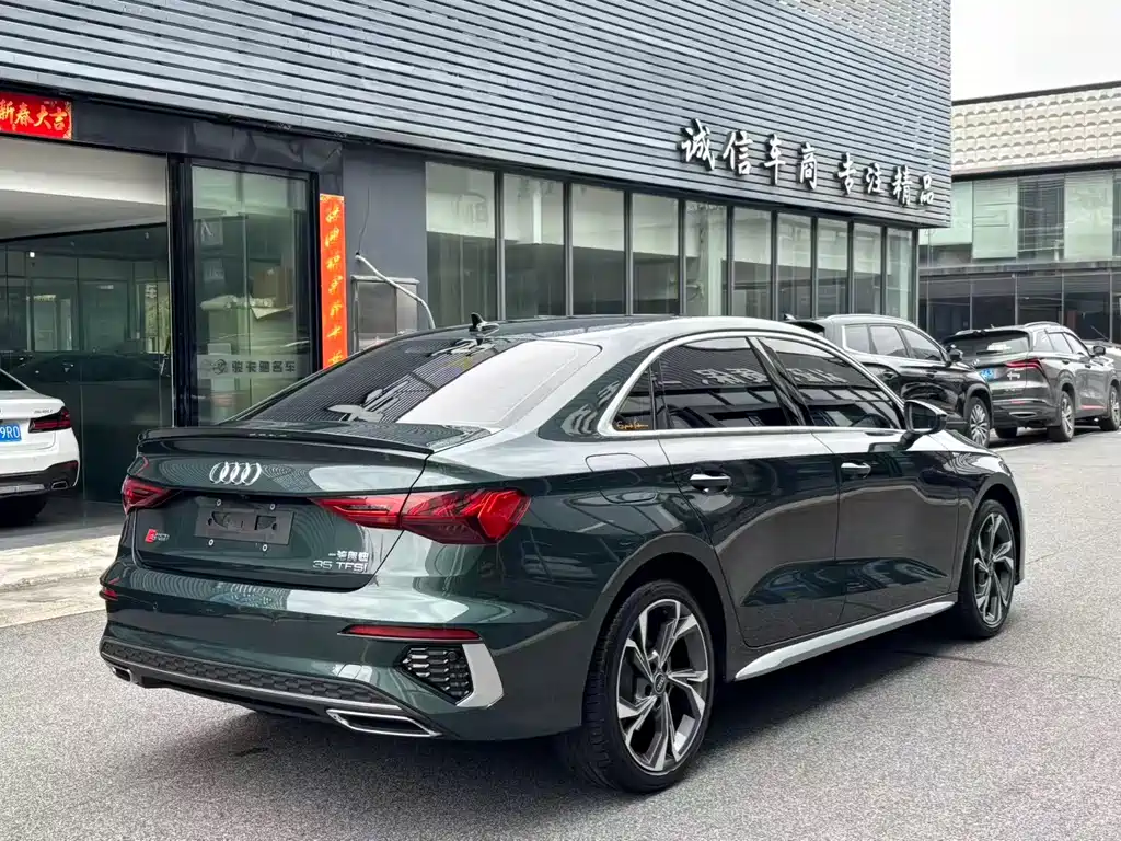 Audi A3 2022 — фото 12