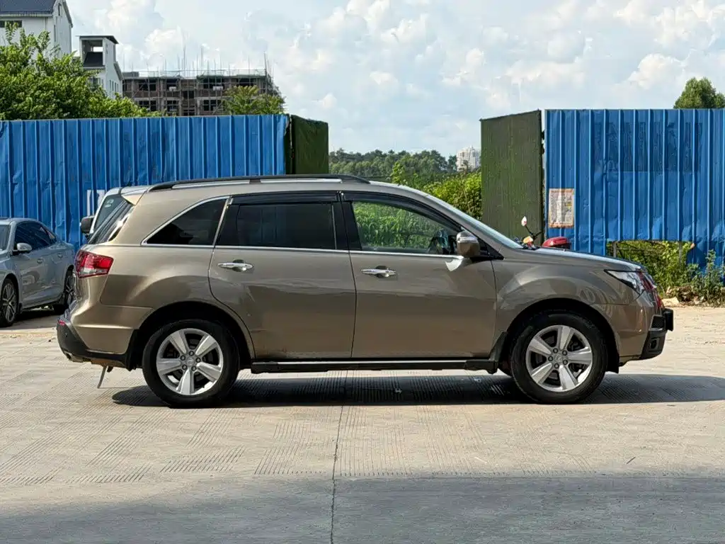 Acura MDX 2010 — фото 3