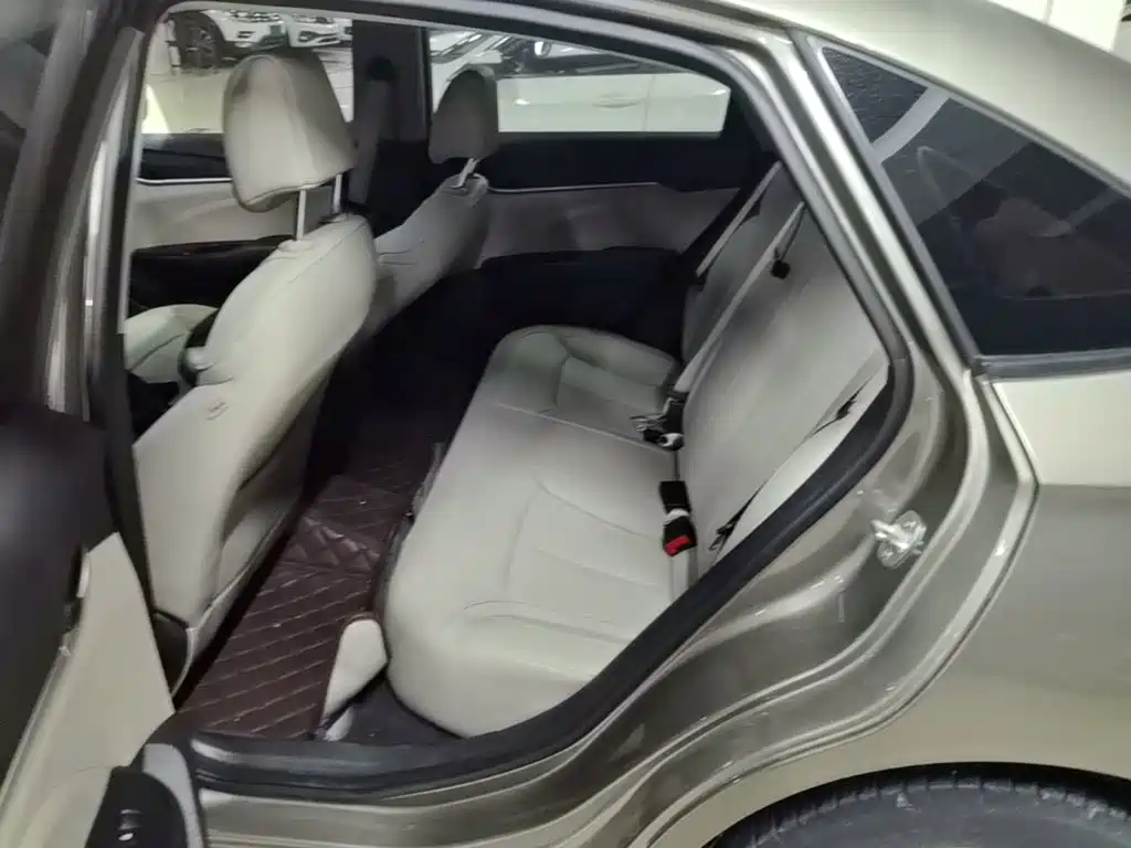 Buick Excelle GT 2020 — фото 17