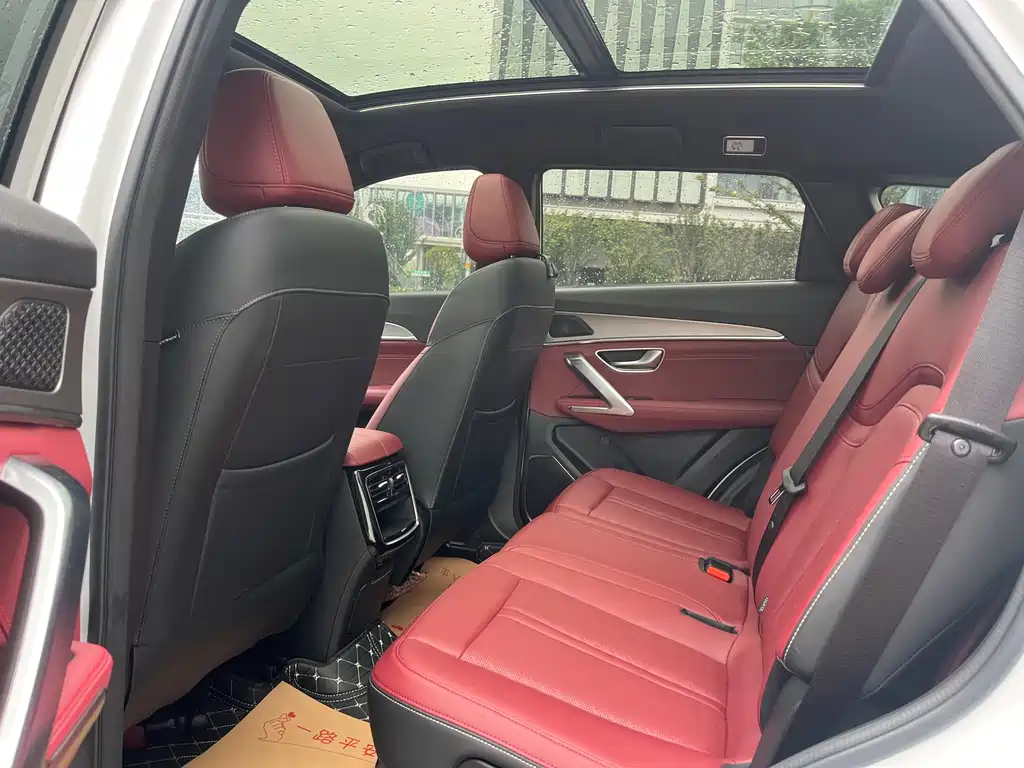 Jetour Jietu X70 PLUS 2025 — фото 10