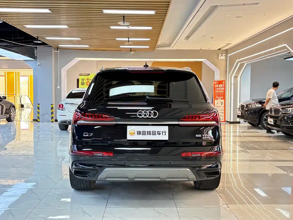 Audi Q7 2020 — фото 4