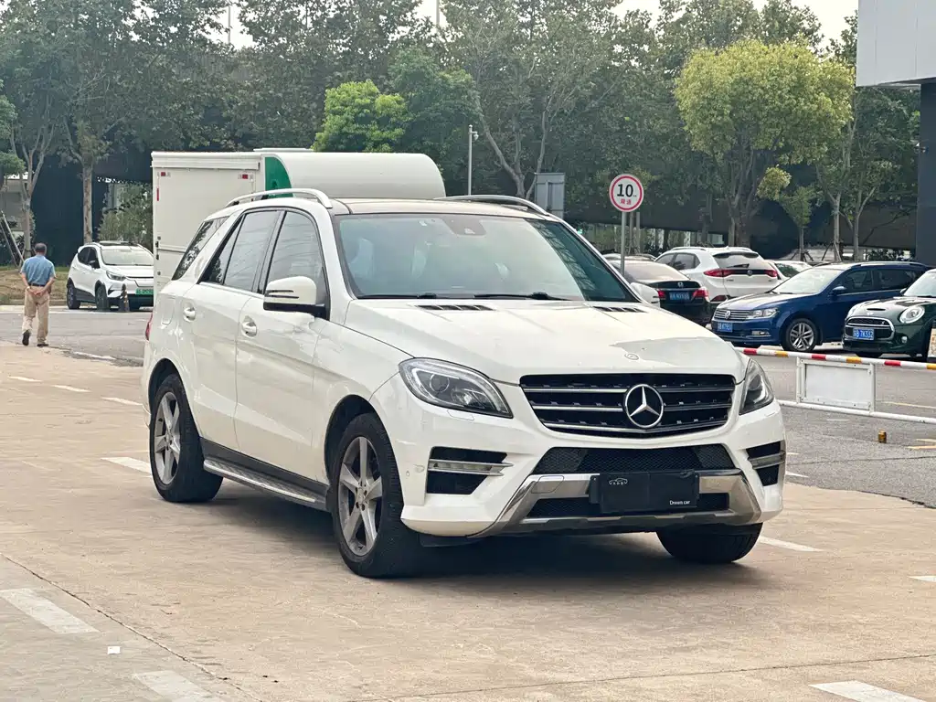 Mercedes-Benz M-Class 2015 — фото 3
