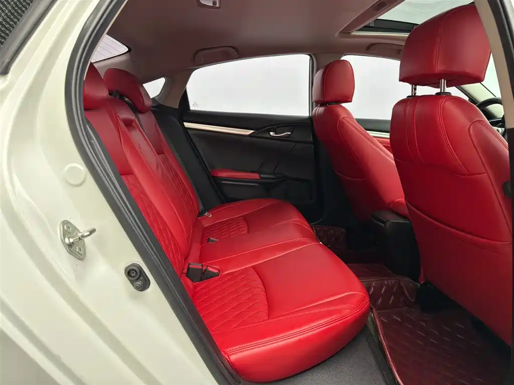 Honda Civic 2020 — фото 14