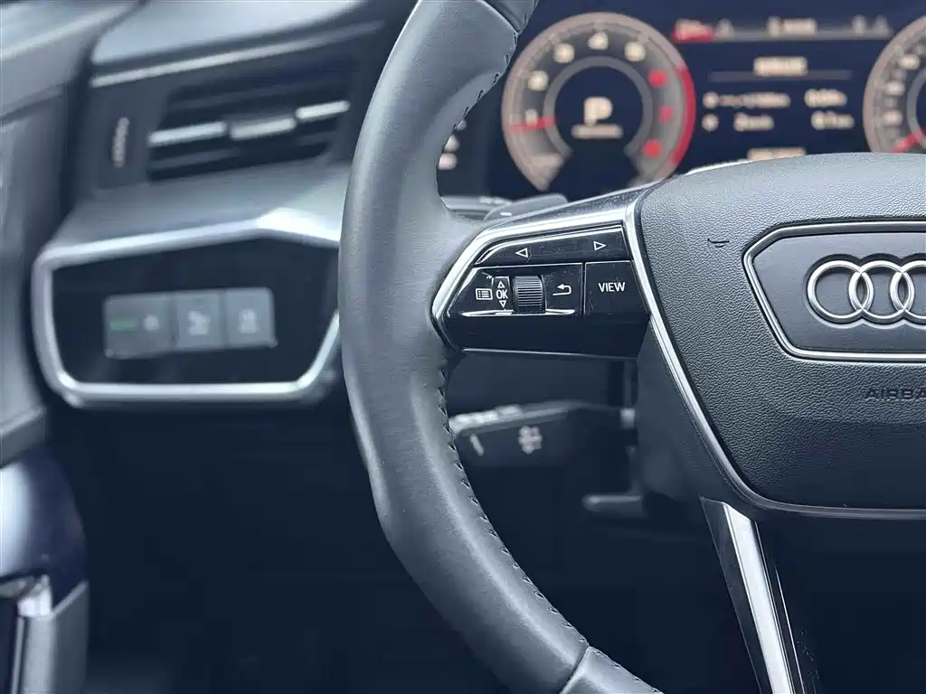 Audi A6L 2019 — фото 23