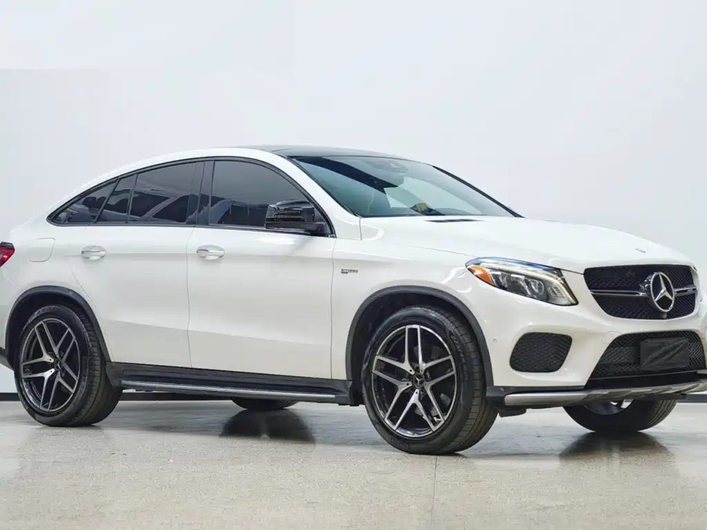 Mercedes-Benz GLE Coupe AMG 2017 — фото 3