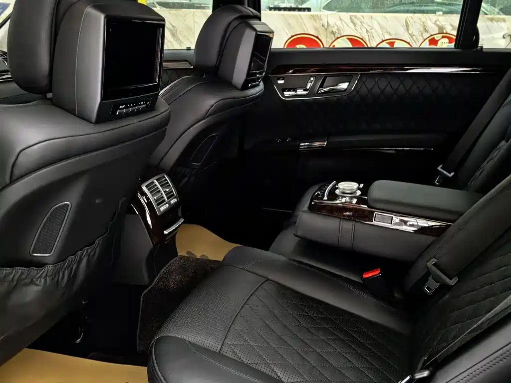 Mercedes-Benz S-Class AMG 2009 — фото 10