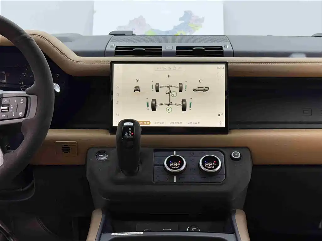 Land Rover Defender 2023 — фото 10