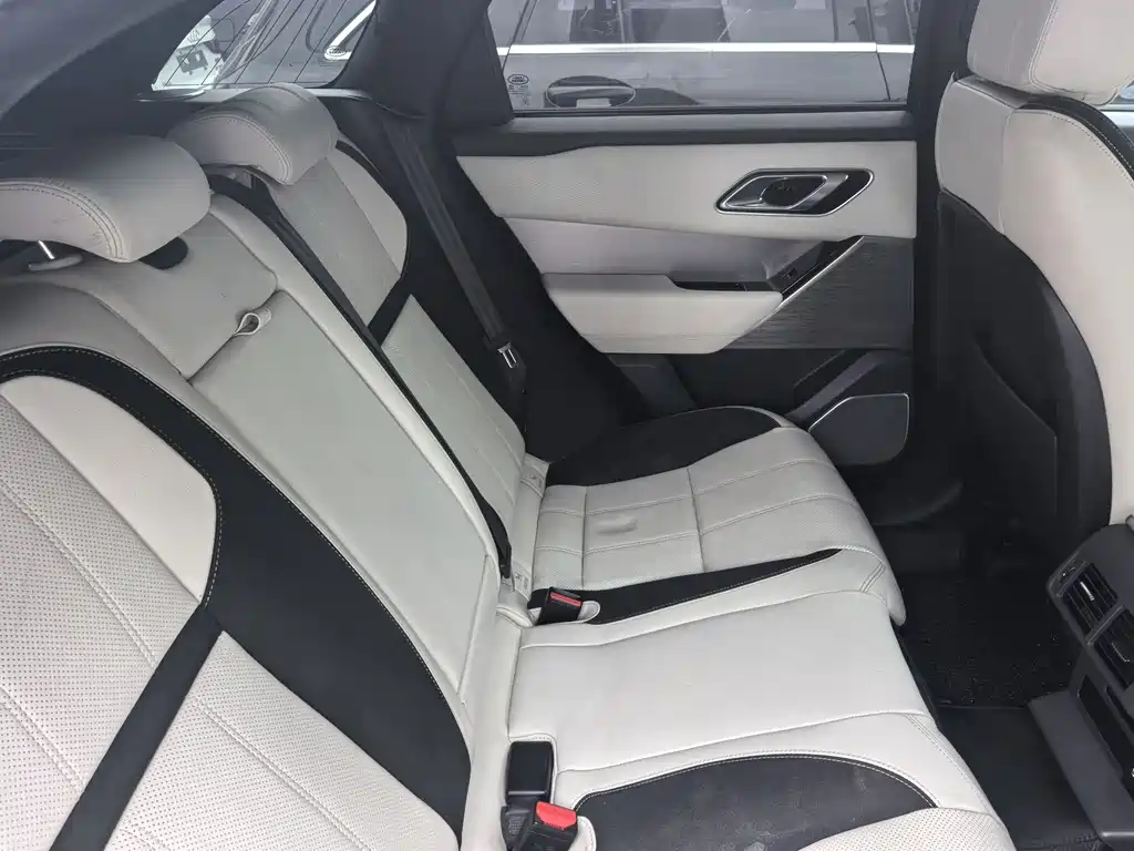 Land Rover Velar 2017 — фото 17