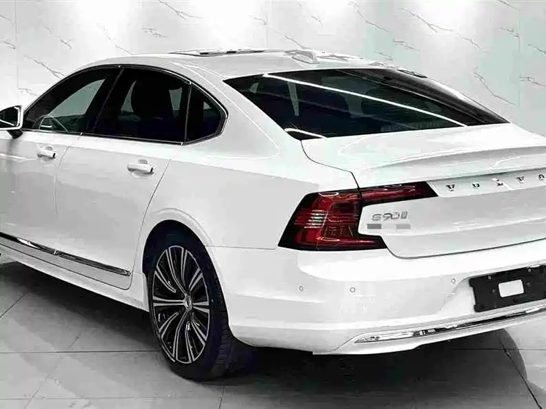 Volvo S90 2021 — фото 9
