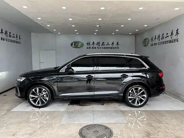 Audi Q7 2022