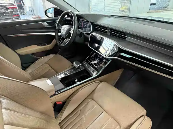 Audi A6L 2021