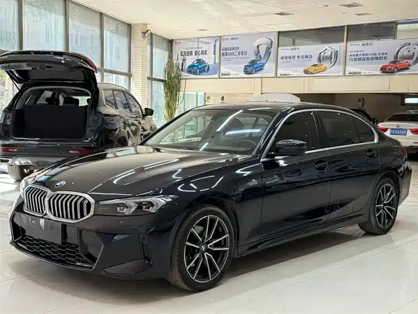 BMW 3 Series 2023