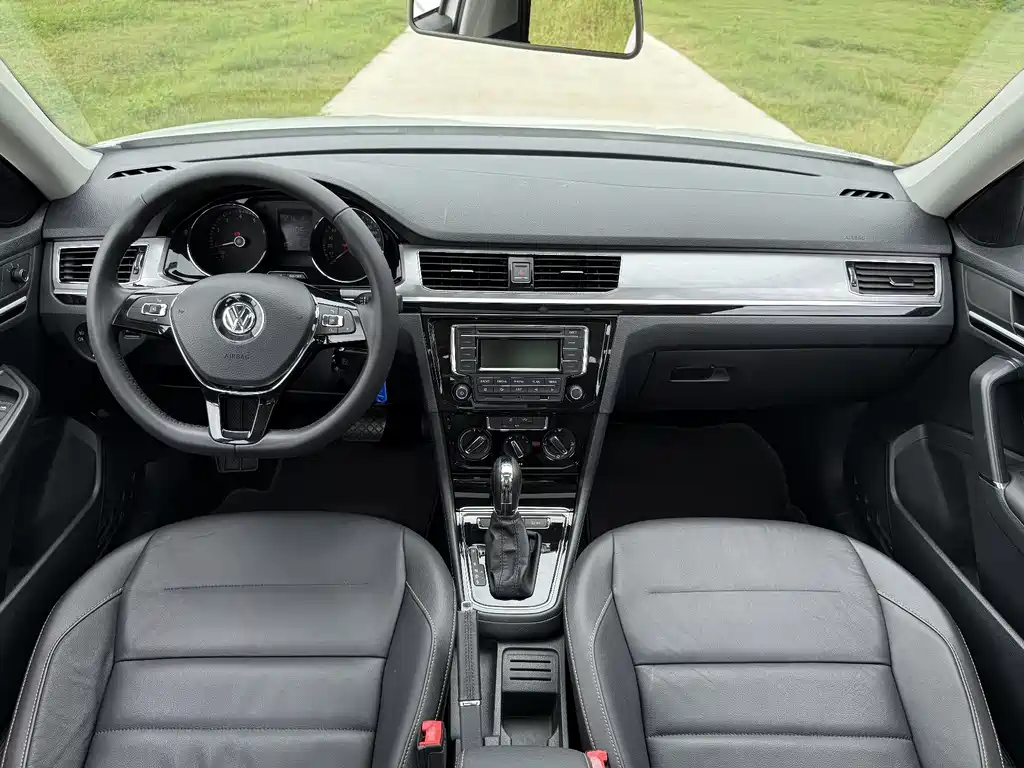Volkswagen Bora 2018 — фото 16