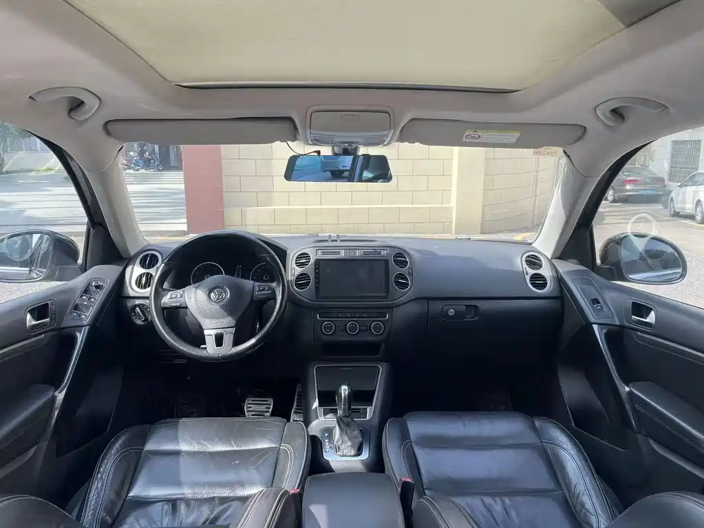 Volkswagen Tiguan 2015 — фото 10
