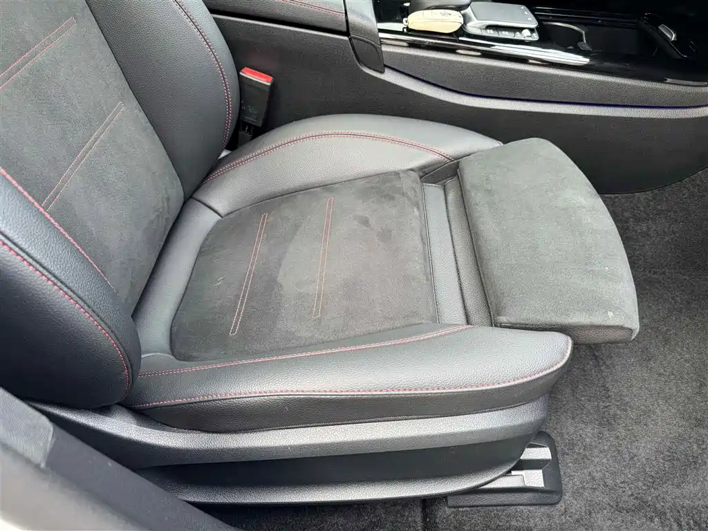 Mercedes-Benz A-Class 2023 — фото 29