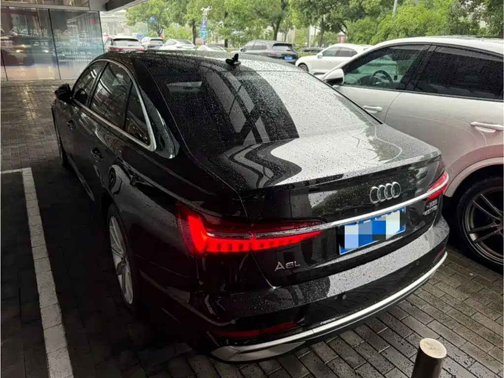 Audi A6L 2023