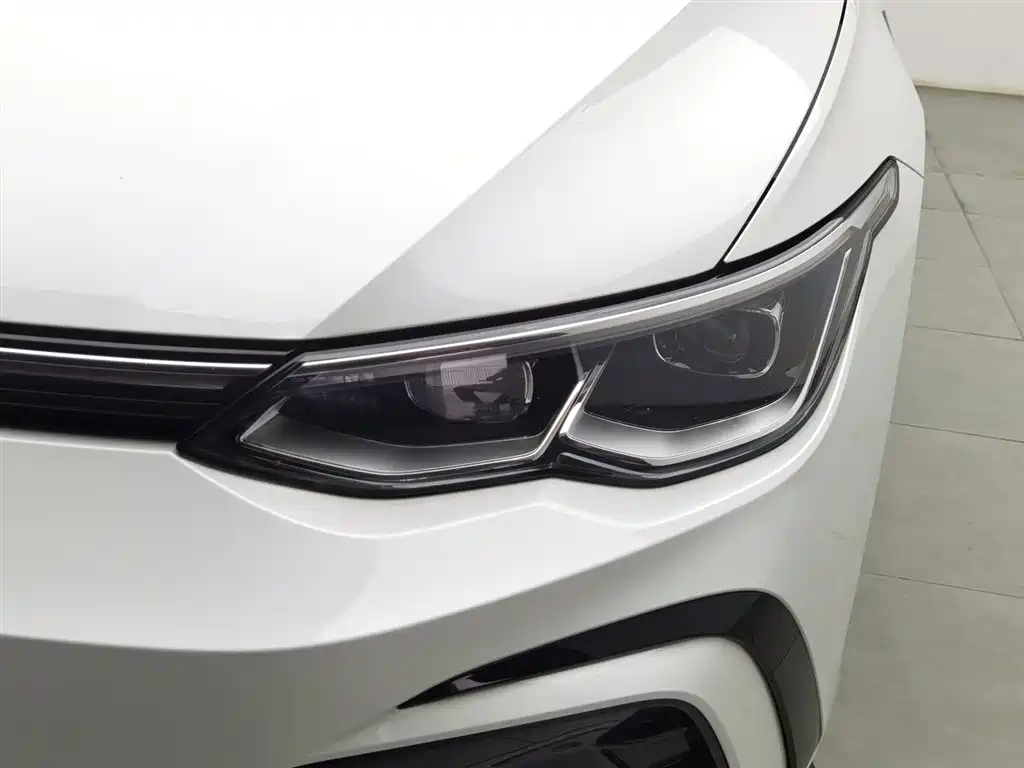 Volkswagen Golf 2022