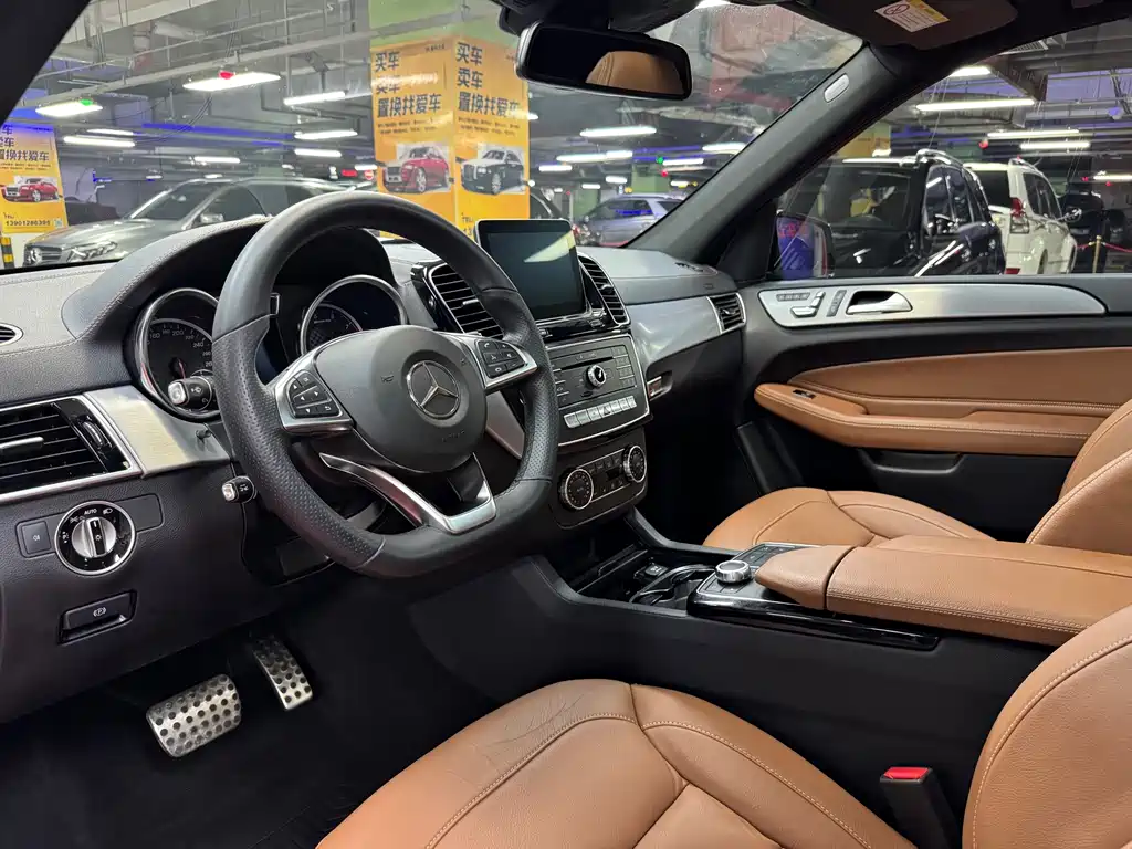 Mercedes-Benz GLE AMG 2017 — фото 15