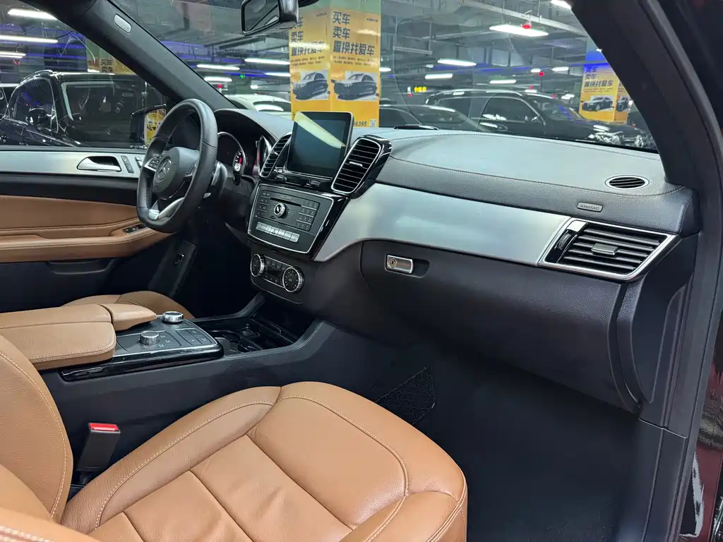 Mercedes-Benz GLE AMG 2017 — фото 21