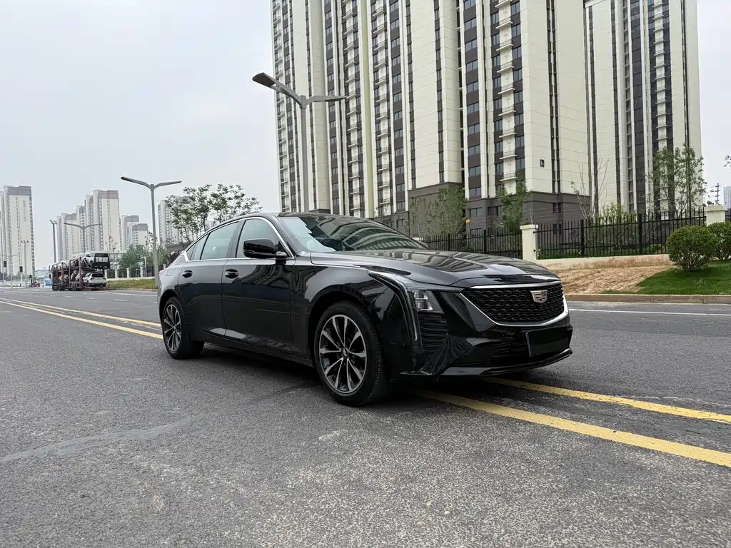 Cadillac CT5 2026