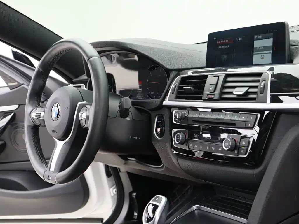 BMW 4 Series 2018 — фото 12