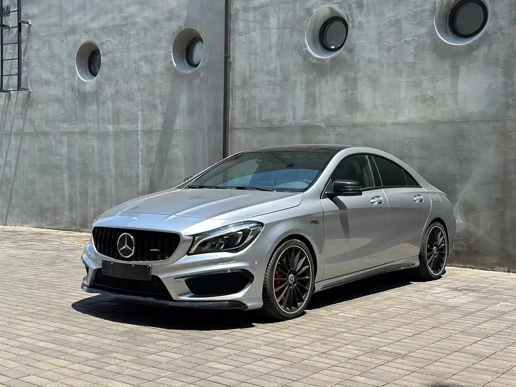 Mercedes-Benz CLA AMG 2015