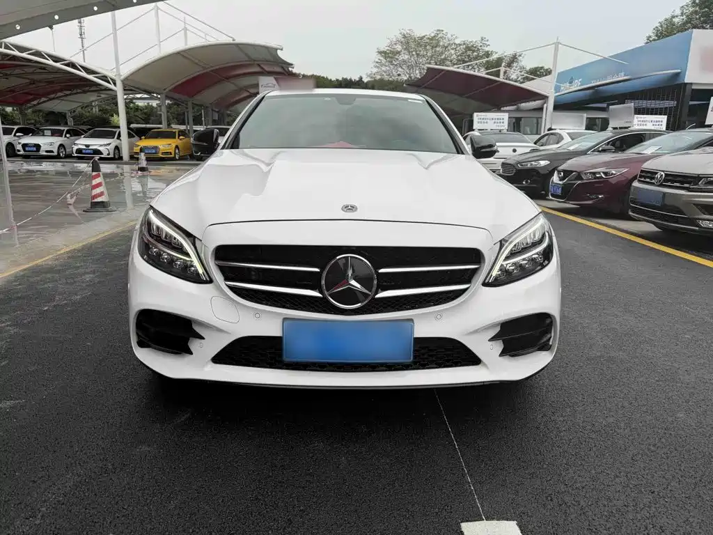 Mercedes-Benz C-Class 2020