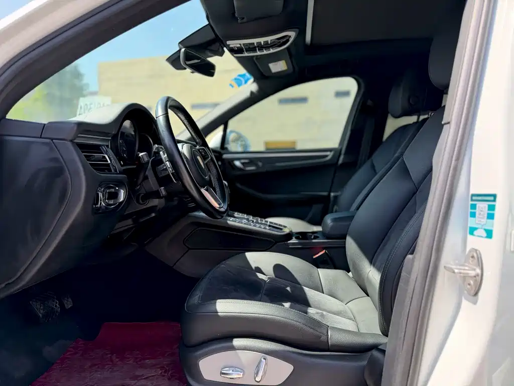 Porsche Macan 2019 — фото 4